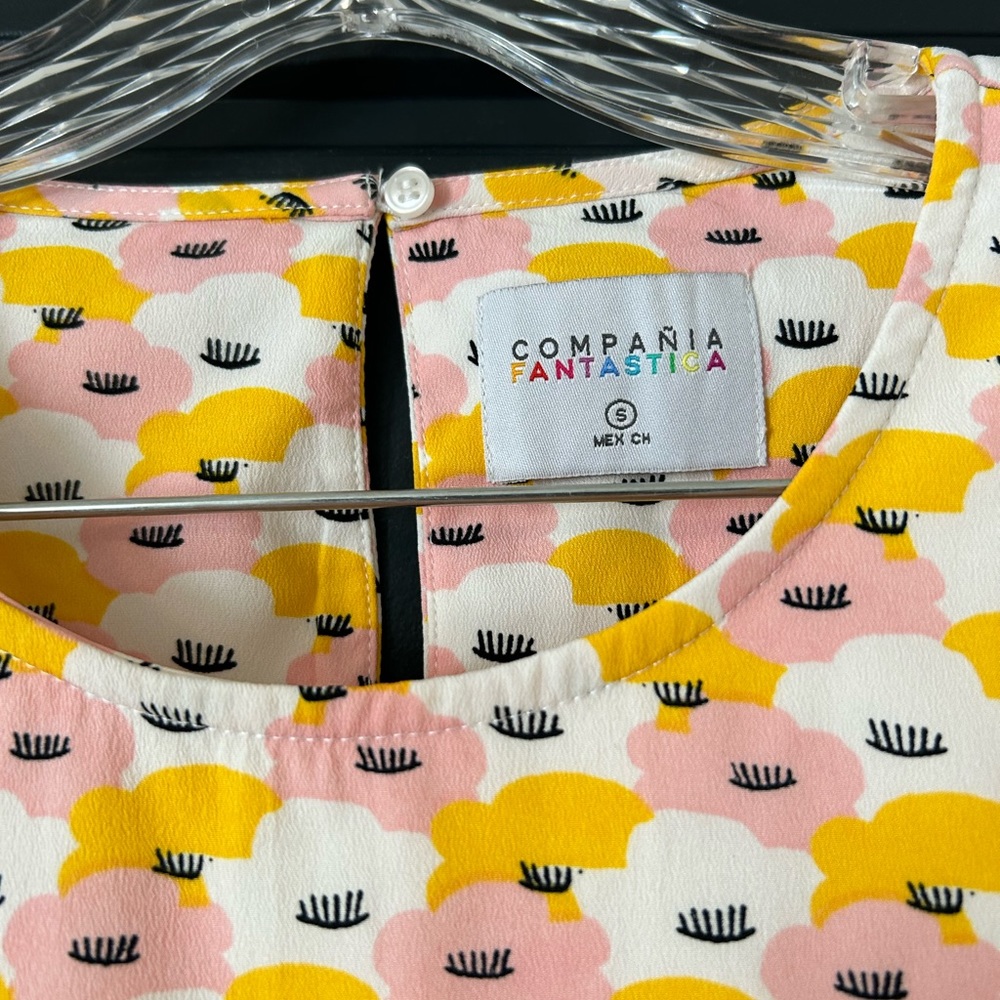 Compania Fantastica Yellow and Pink shift dress. size Small